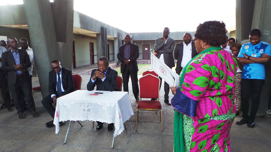 Le personnel de l'Inrb a honoré son Directeur Général